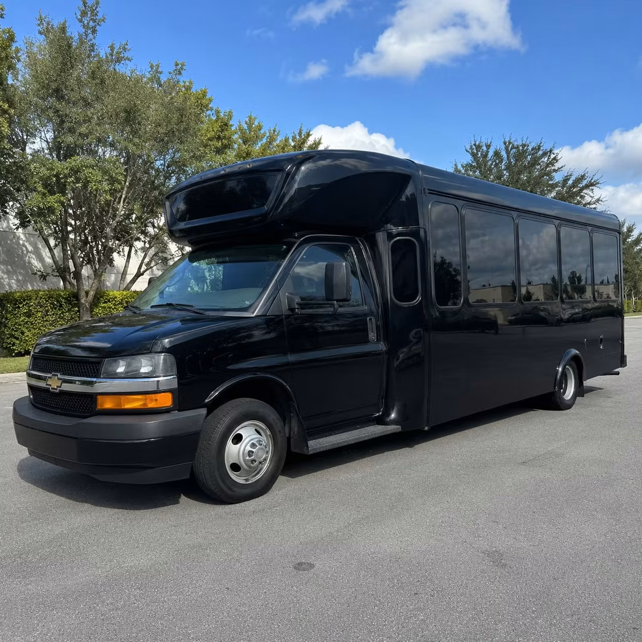 bachelorette party buses and pre wedding night out transportation in mesquite