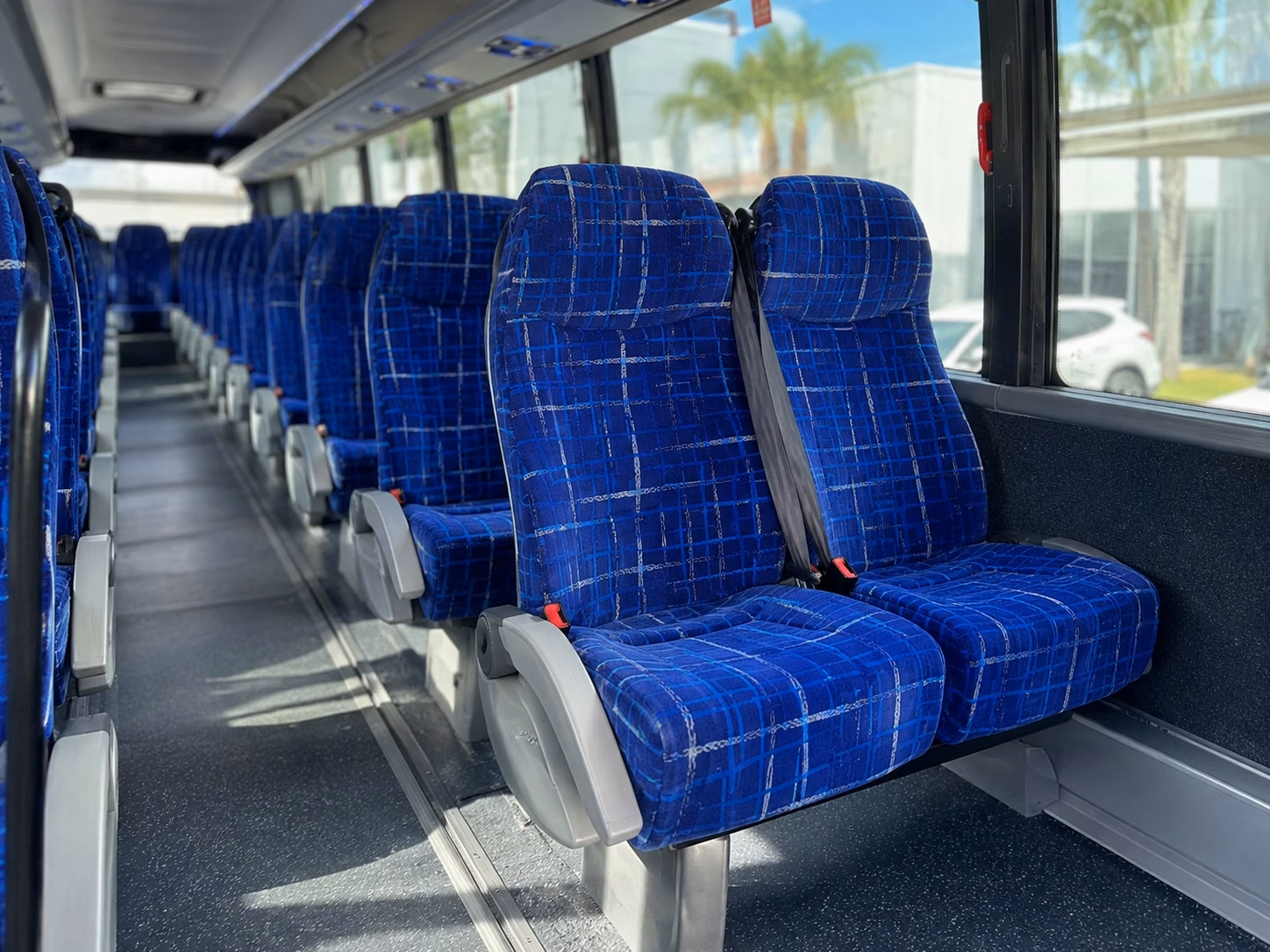 guest shuttles from mesquite hotels to your wedding venue